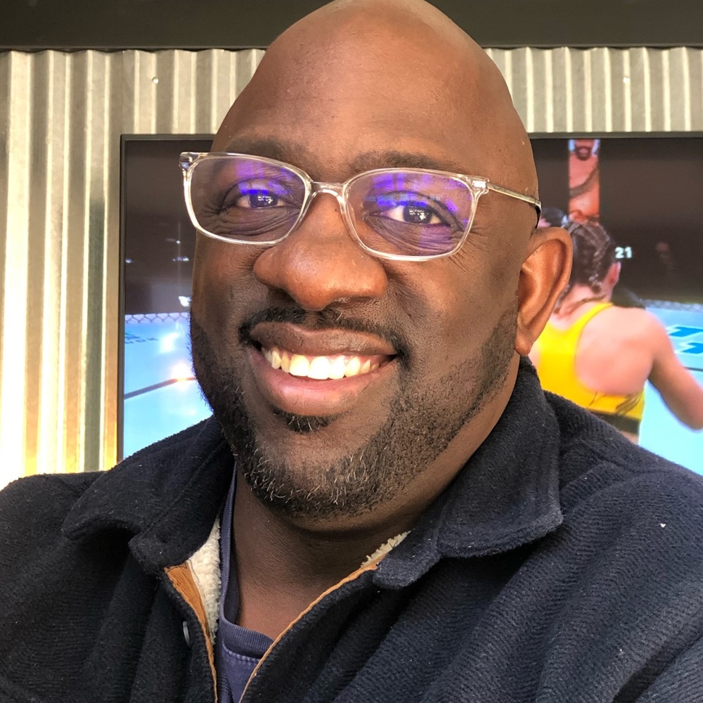 Meet your Posher, Dominique